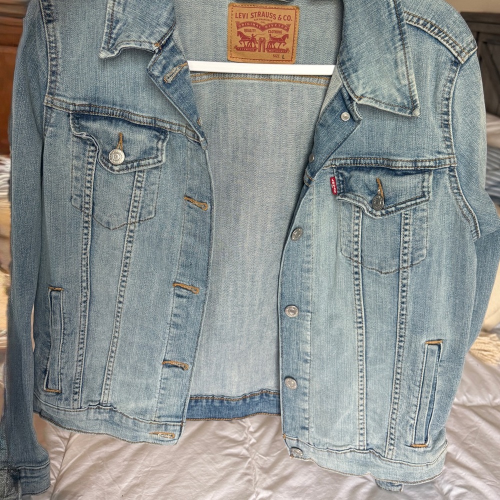 Levi's Women's Classic Blue Jean Jacket